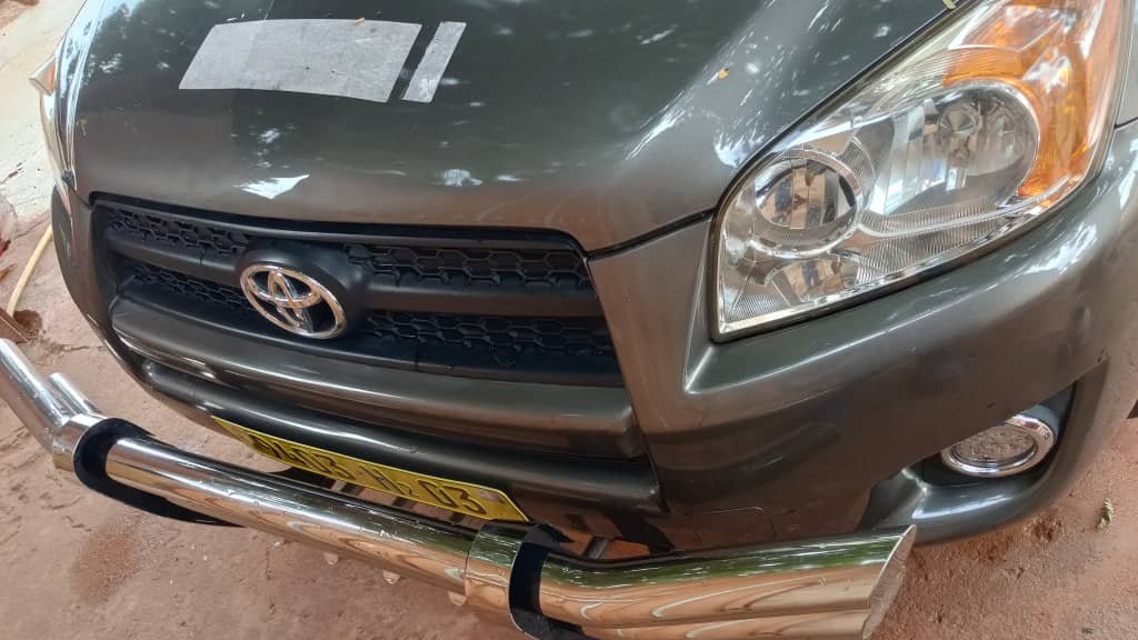 Toyota RAV4 - Vue avant - Parc vehicules Massida Services